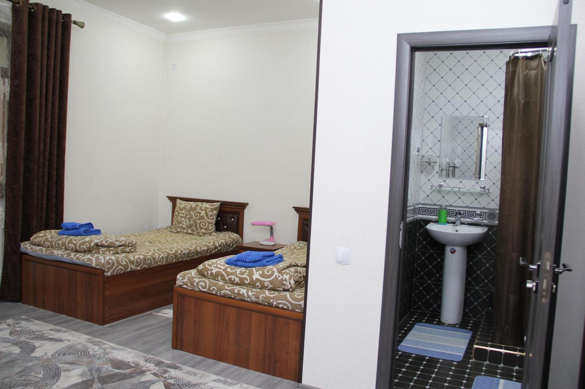Chinara Guest House Airport Ташкент Экстерьер фото