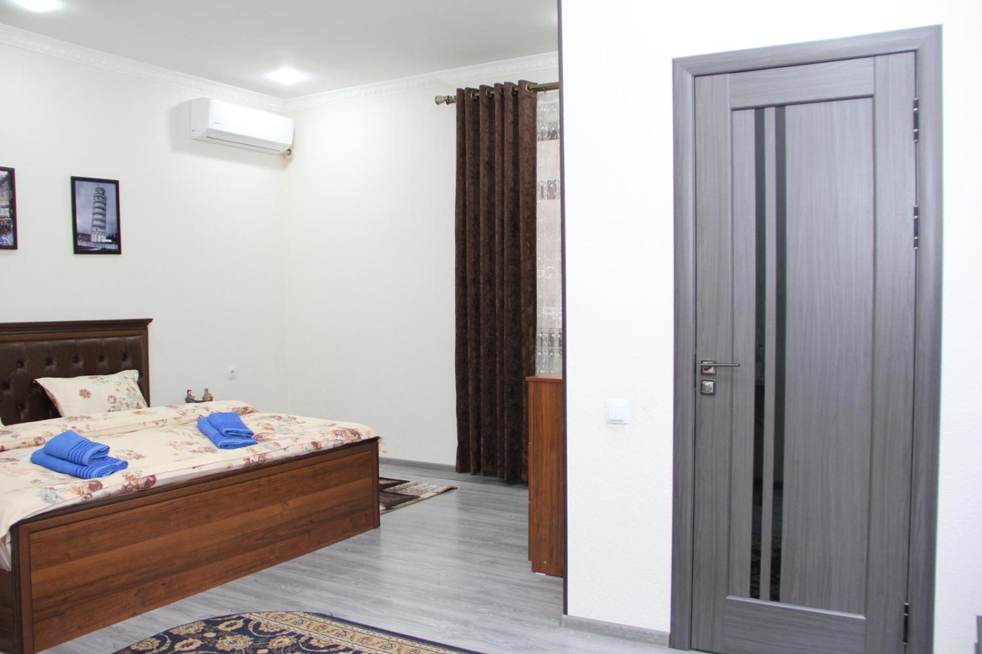 Chinara Guest House Airport Ташкент Экстерьер фото